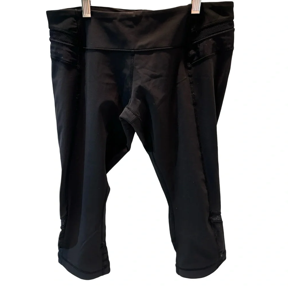 Lululemon Just Breathe Crop Mesh Black‎ Capri Leggings Sz 8 & 19” inseam